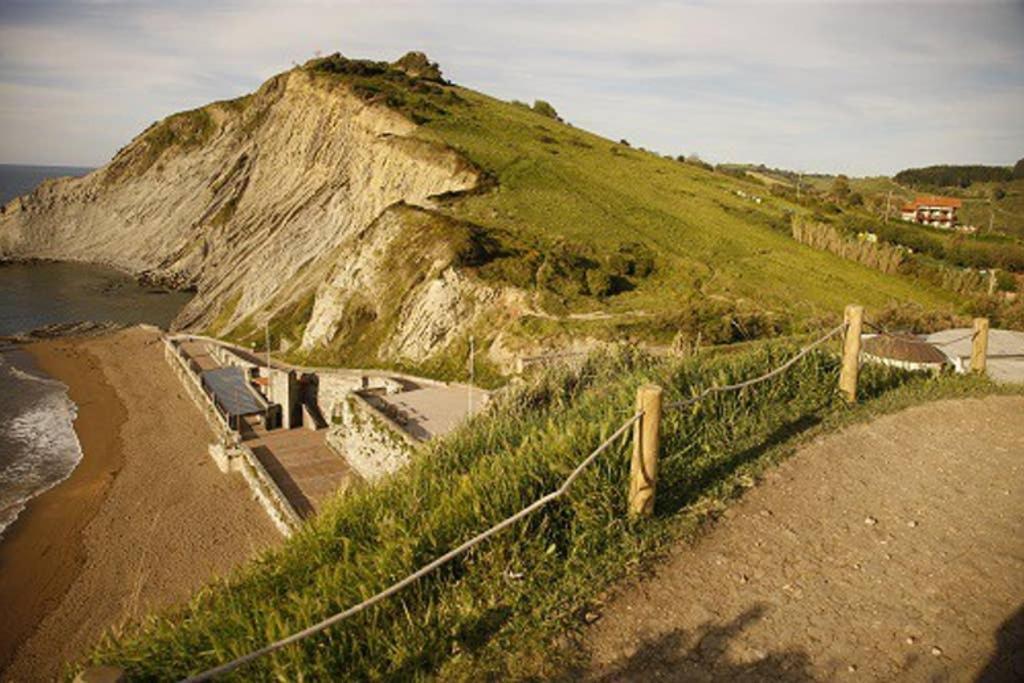 2 Habit, Sala, Terraza, Jardin, Parking Gratis Leilighet Zumaia Eksteriør bilde